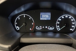 Valkoinen Ford Transit Custom 2023 kuva 21.