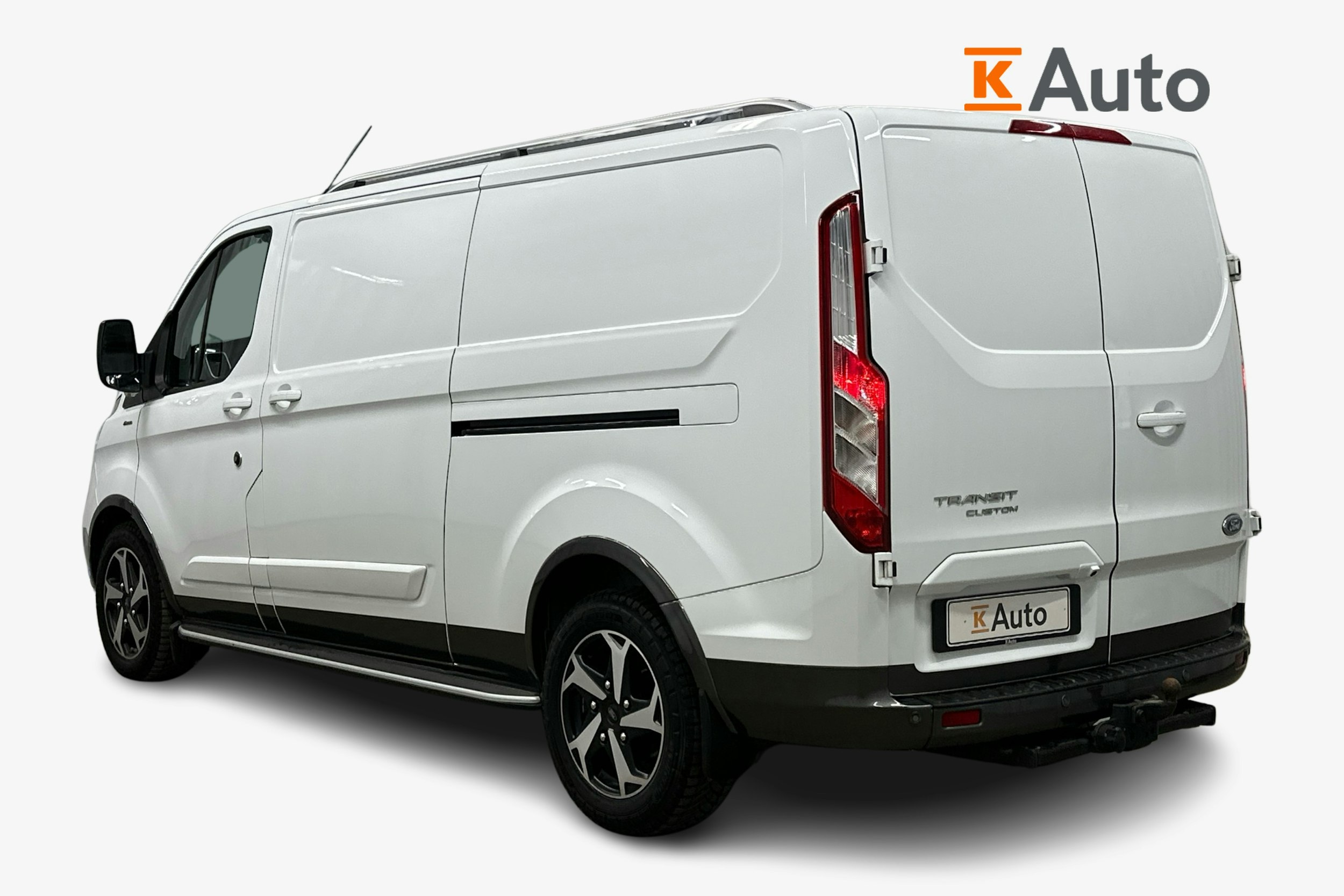 valkoinen Ford Transit Custom 2023 kuva 2.