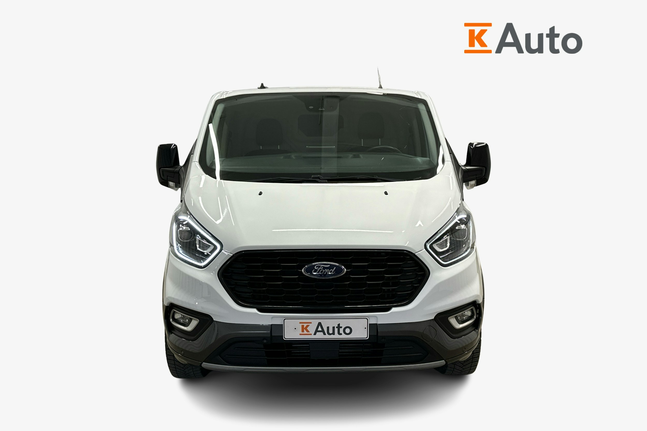 valkoinen Ford Transit Custom 2023 kuva 4.