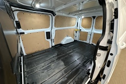 valkoinen Ford Transit Custom 2023 kuva 17.