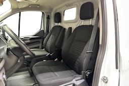 valkoinen Ford Transit Custom 2023 kuva 8.