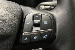 valkoinen Ford Transit Custom 2023 kuva 17.