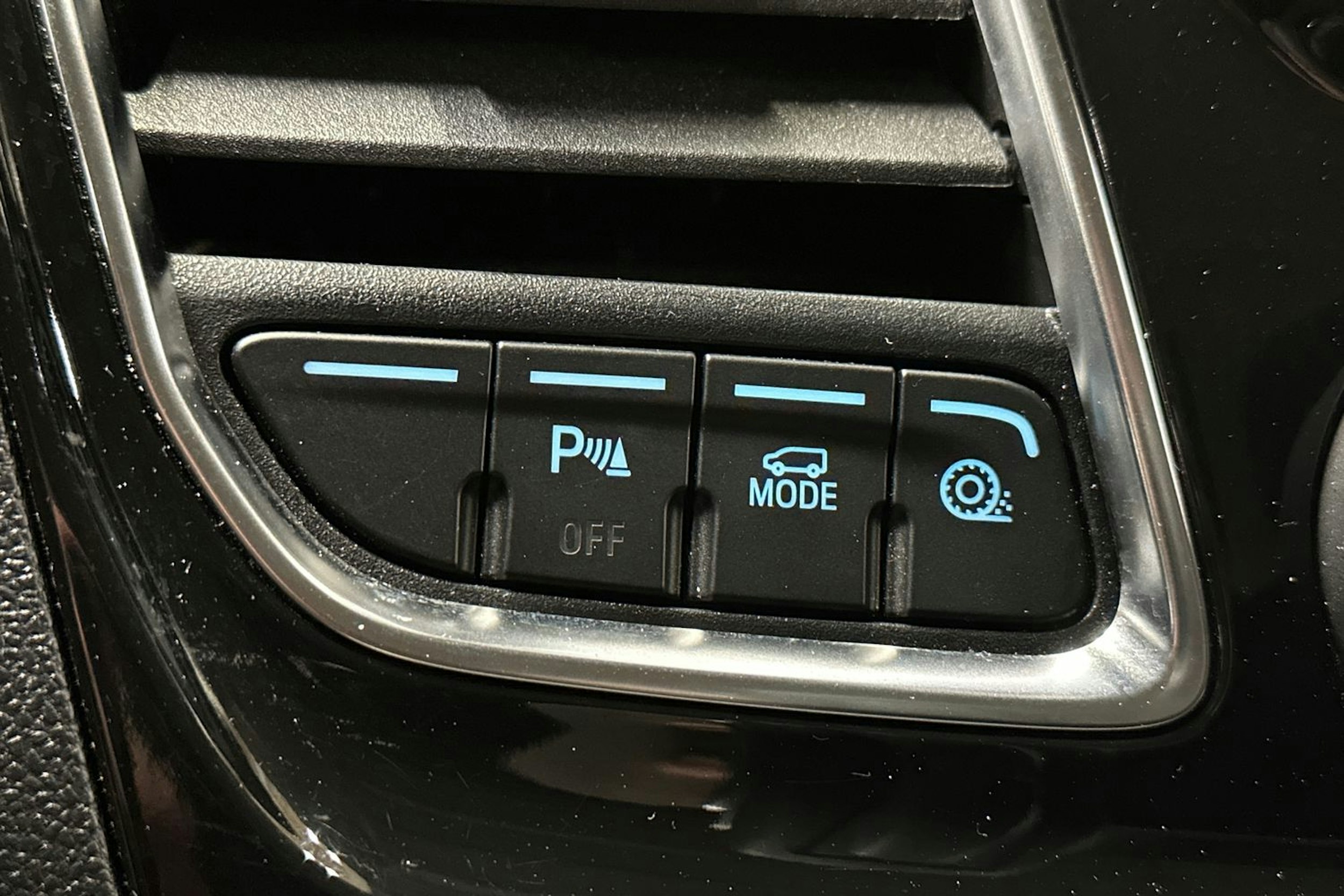 valkoinen Ford Transit Custom 2023 kuva 23.