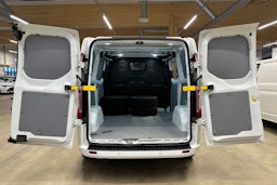 valkoinen Ford Transit Custom 2023 kuva 28.