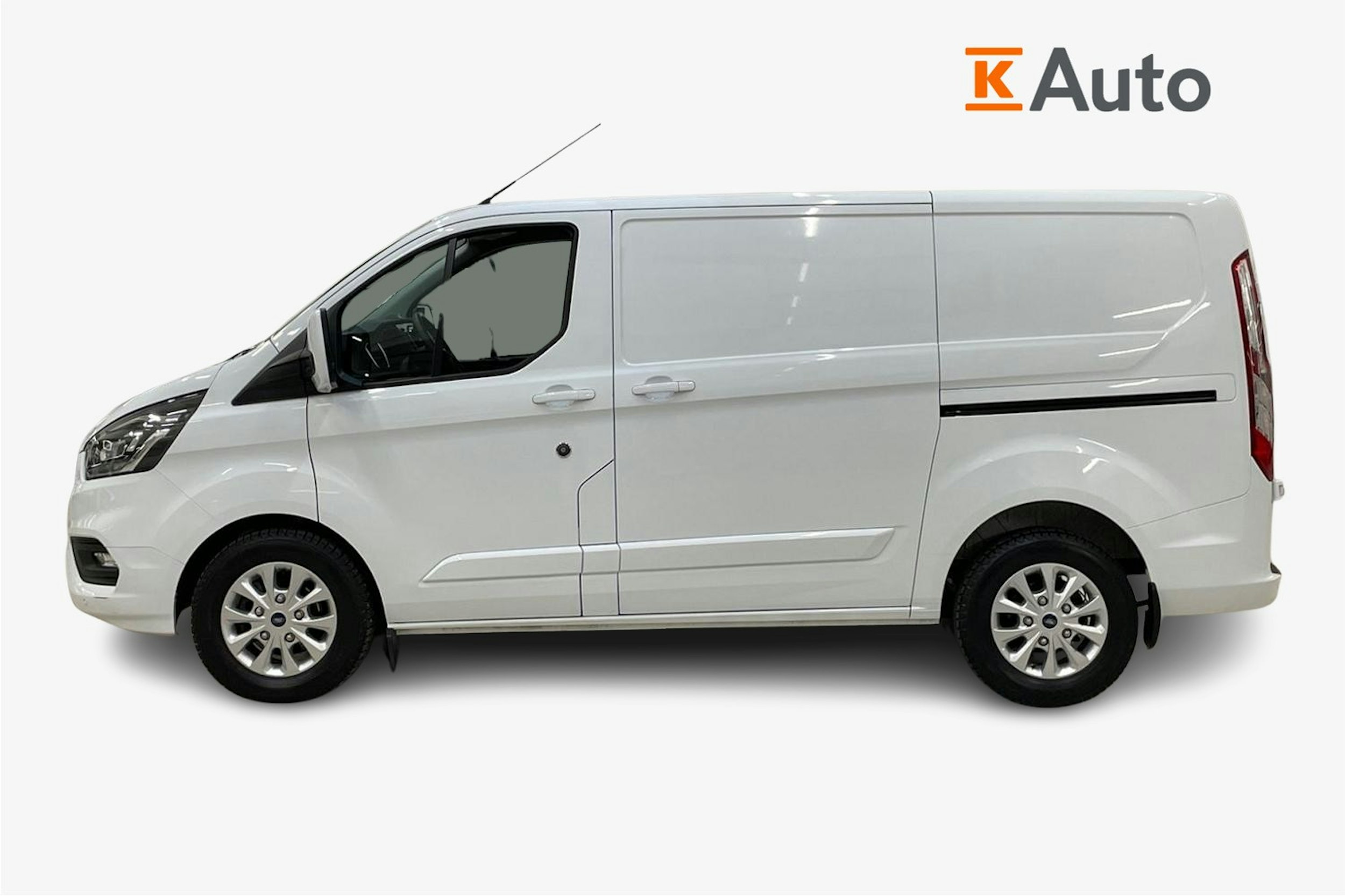 valkoinen Ford Transit Custom 2023 kuva 7.