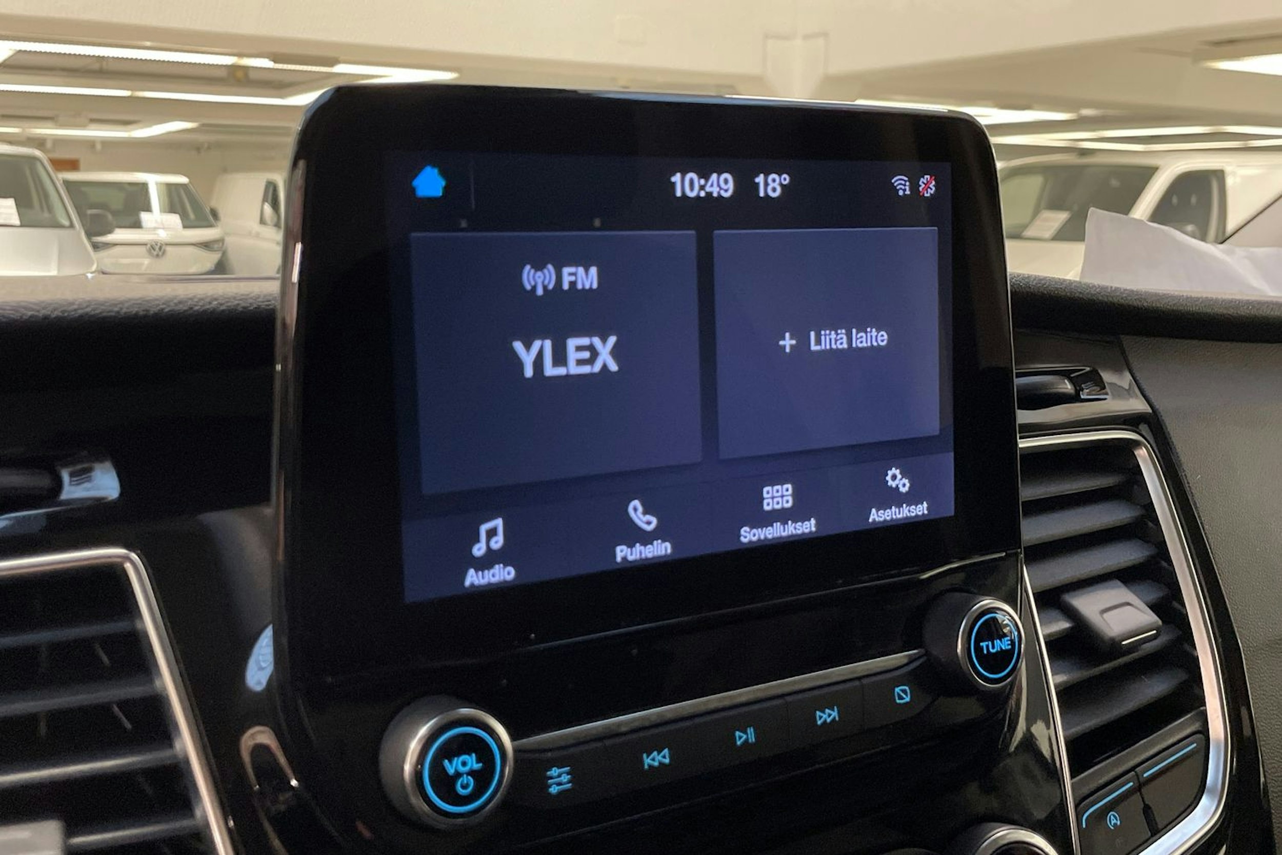 valkoinen Ford Transit Custom 2023 kuva 21.