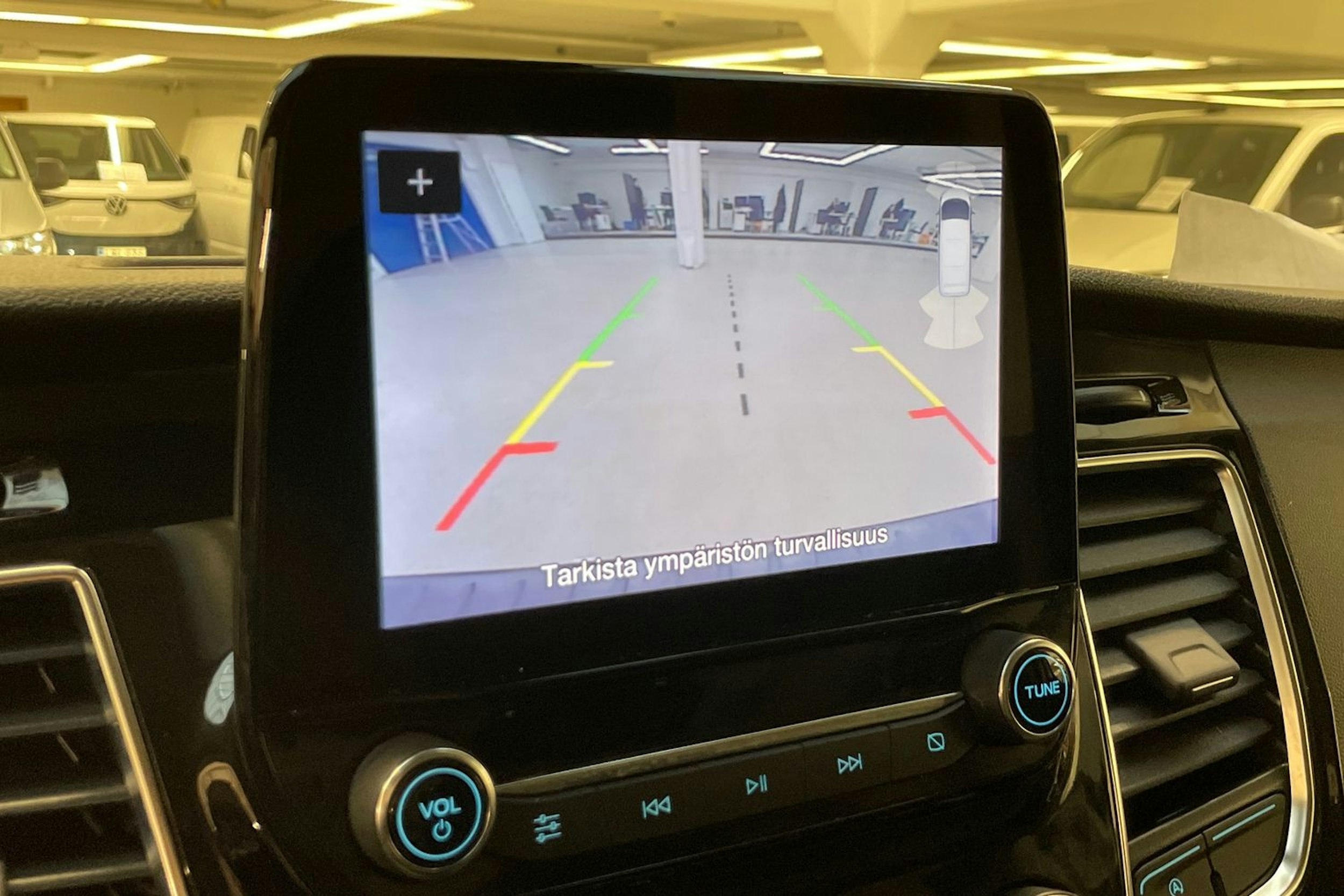 valkoinen Ford Transit Custom 2023 kuva 23.