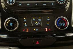 valkoinen Ford Transit Custom 2023 kuva 24.