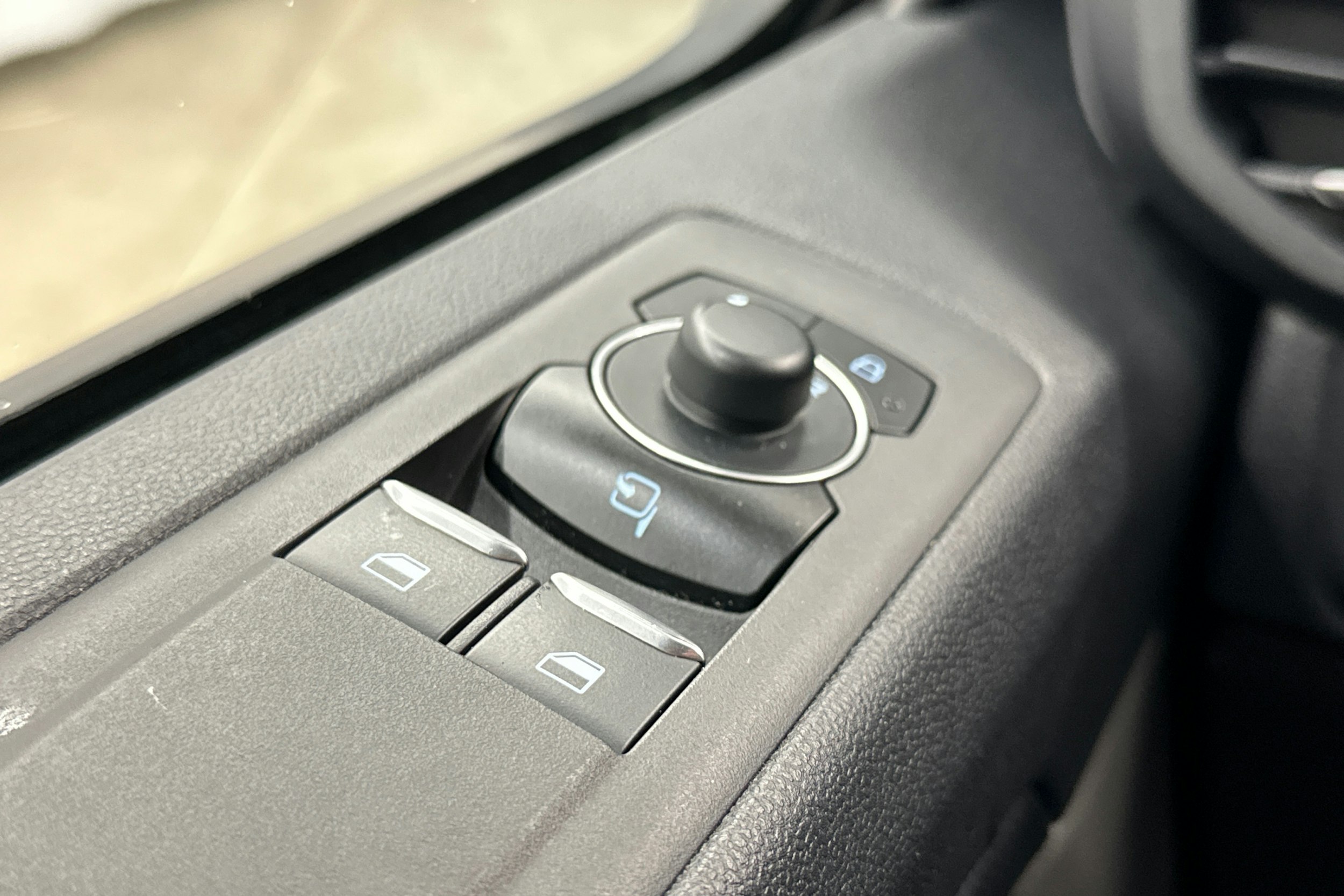 harmaa Ford Transit Custom 2023 kuva 18.