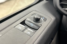 harmaa Ford Transit Custom 2023 kuva 18.