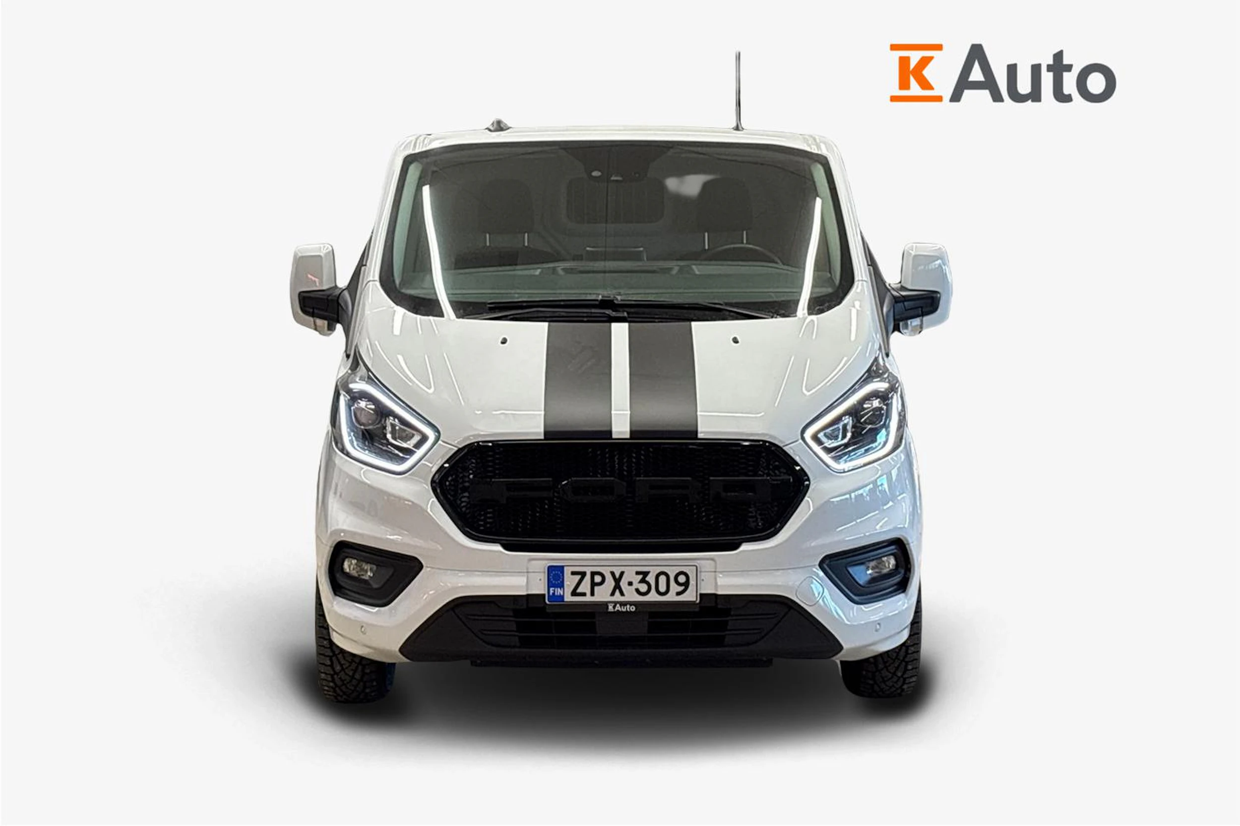 valkoinen Ford Transit Custom 2023 kuva 5.