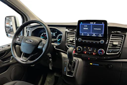 valkoinen Ford Transit Custom 2023 kuva 9.