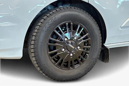 valkoinen Ford Transit Custom 2023 kuva 12.