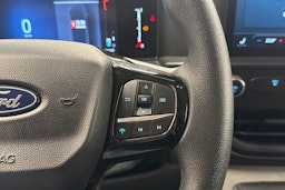 valkoinen Ford Transit Custom 2024 kuva 13.