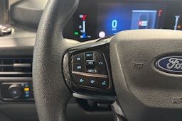 valkoinen Ford Transit Custom 2024 kuva 15.