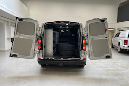 harmaa Ford Transit Custom 2024 kuva 15.
