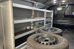 harmaa Ford Transit Custom 2024 kuva 16.