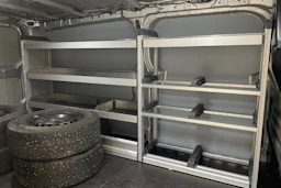 harmaa Ford Transit Custom 2024 kuva 17.