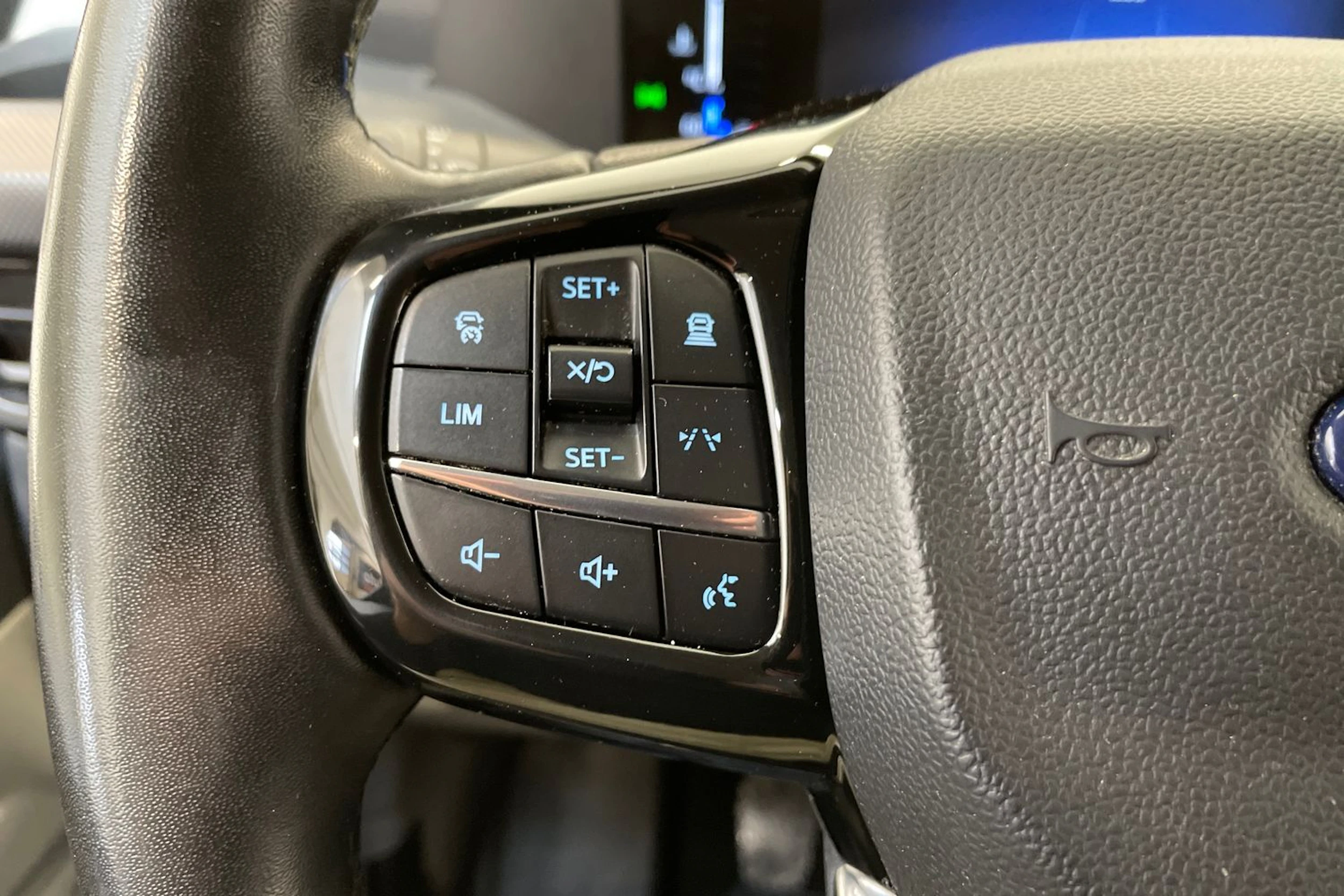 harmaa Ford Transit Custom 2024 kuva 19.