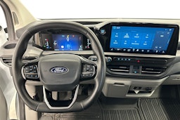 valkoinen Ford Transit Custom 2024 kuva 9.