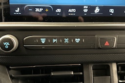 valkoinen Ford Transit Custom 2024 kuva 17.