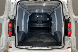 valkoinen Ford Transit Custom 2024 kuva 20.