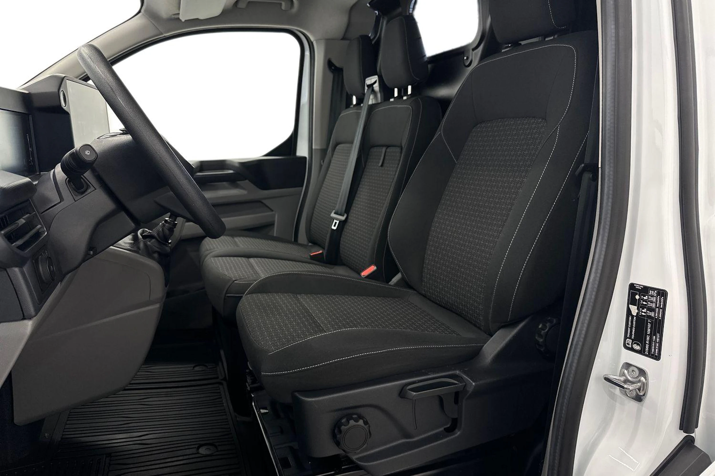 valkoinen Ford Transit Custom 2024 kuva 8.