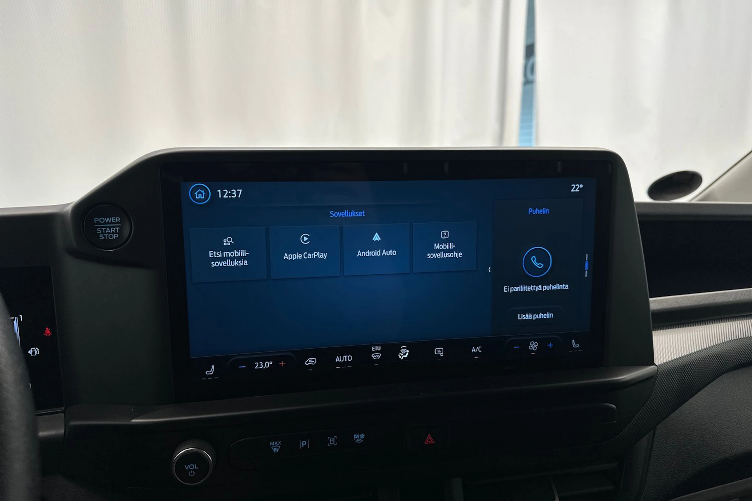 valkoinen Ford Transit Custom 2024 kuva 21.