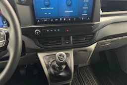valkoinen Ford Transit Custom 2024 kuva 23.