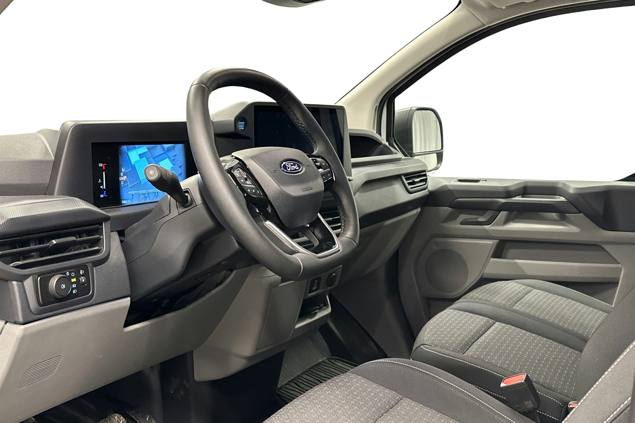 valkoinen Ford Transit Custom 2025 kuva 6.