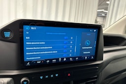 valkoinen Ford Transit Custom 2025 kuva 19.