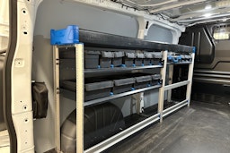 valkoinen Ford Transit Custom 2025 kuva 25.