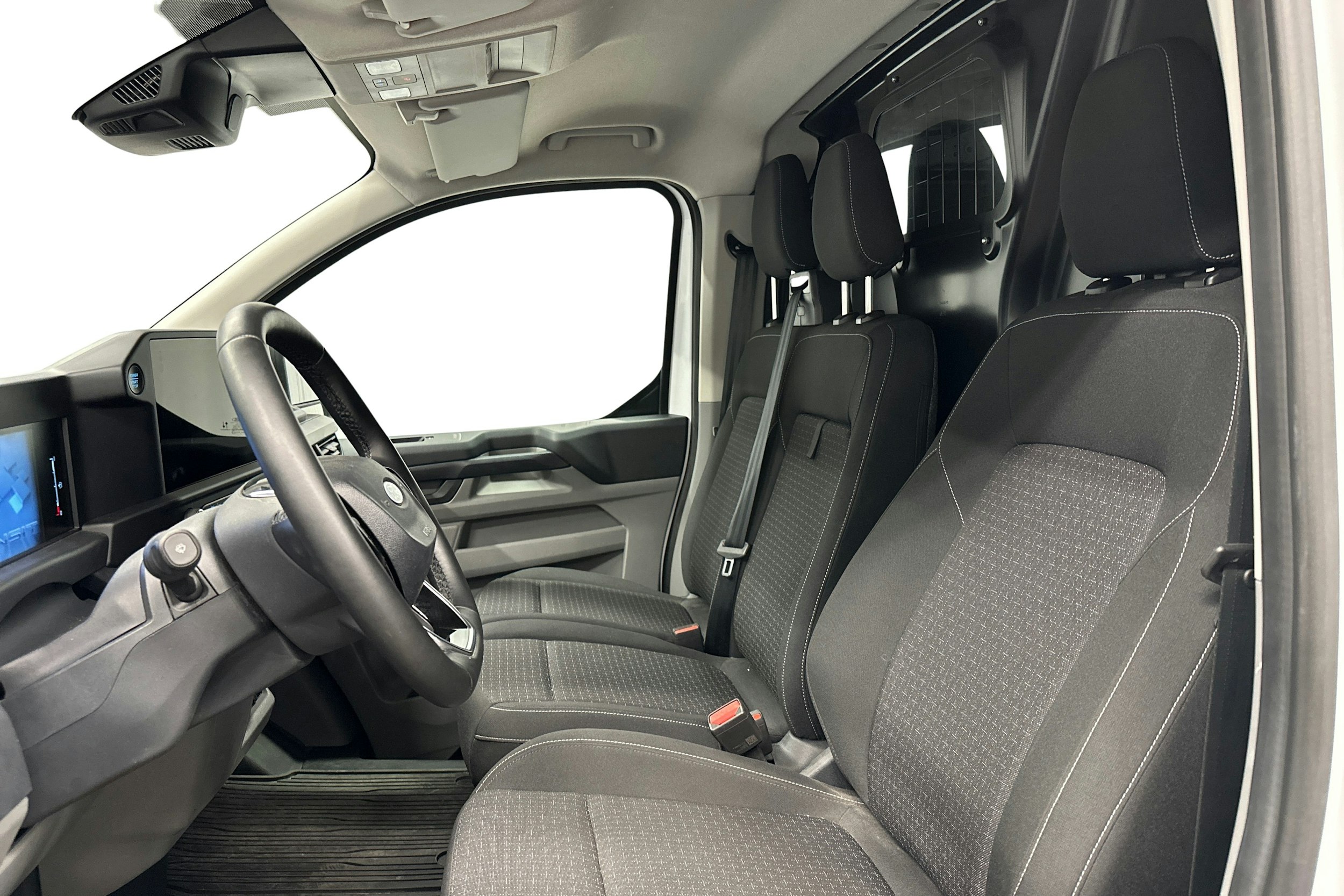 valkoinen Ford Transit Custom 2025 kuva 8.