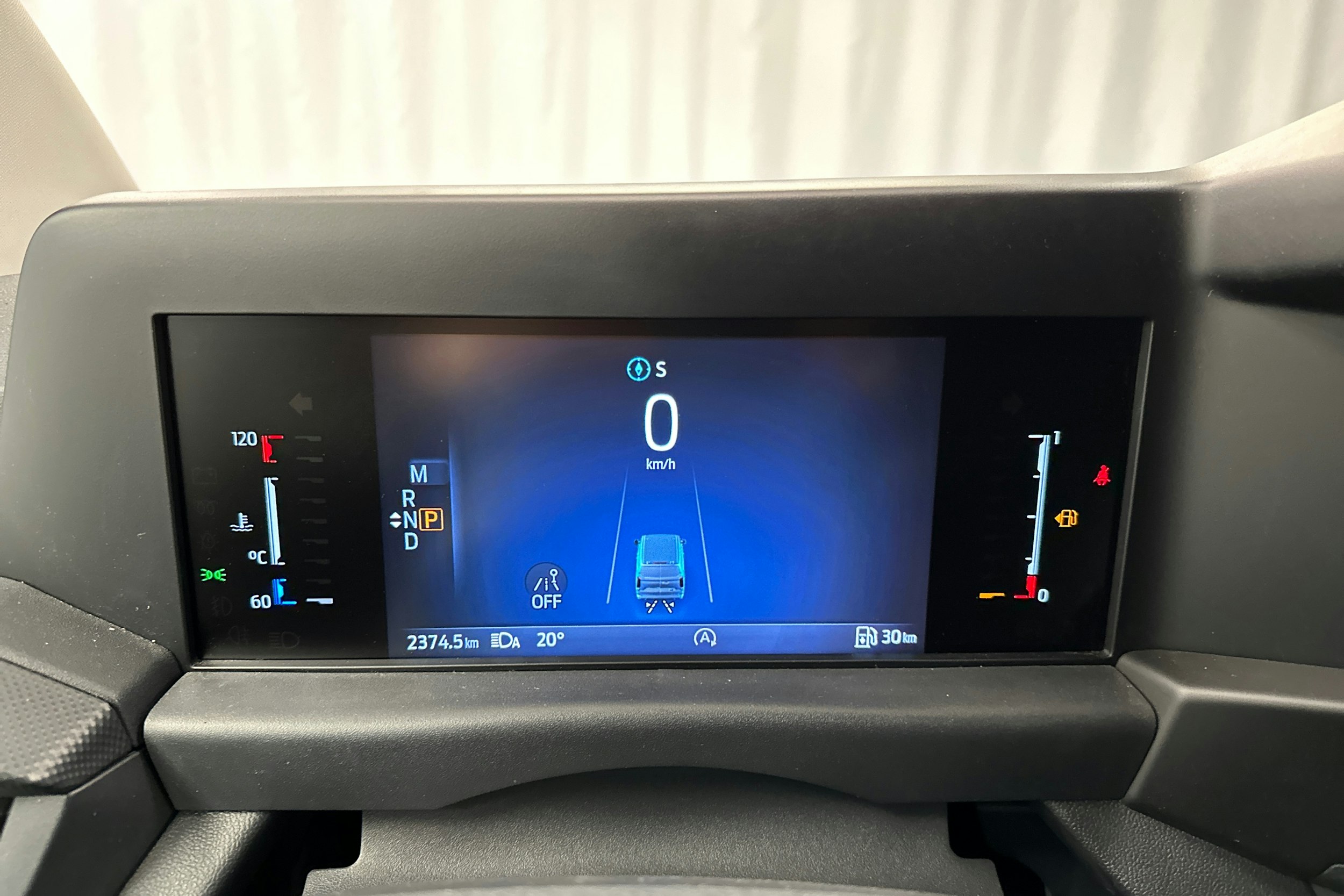 valkoinen Ford Transit Custom 2025 kuva 13.