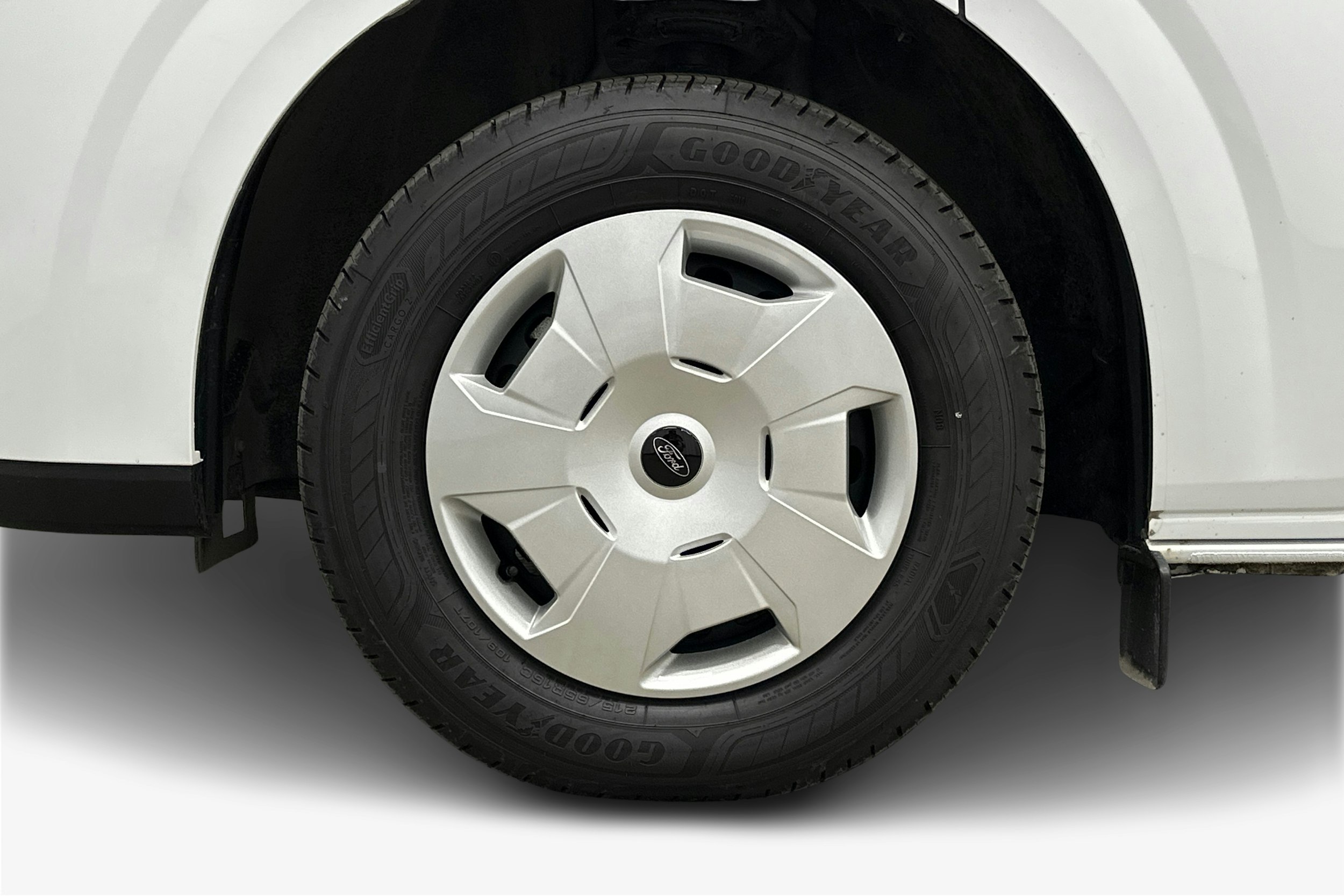 valkoinen Ford Transit Custom 2025 kuva 8.