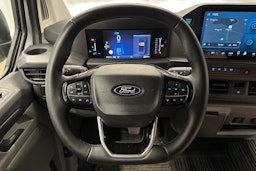 valkoinen Ford Transit Custom 2025 kuva 16.