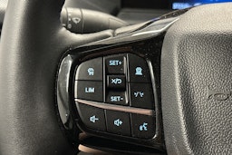 valkoinen Ford Transit Custom 2025 kuva 18.