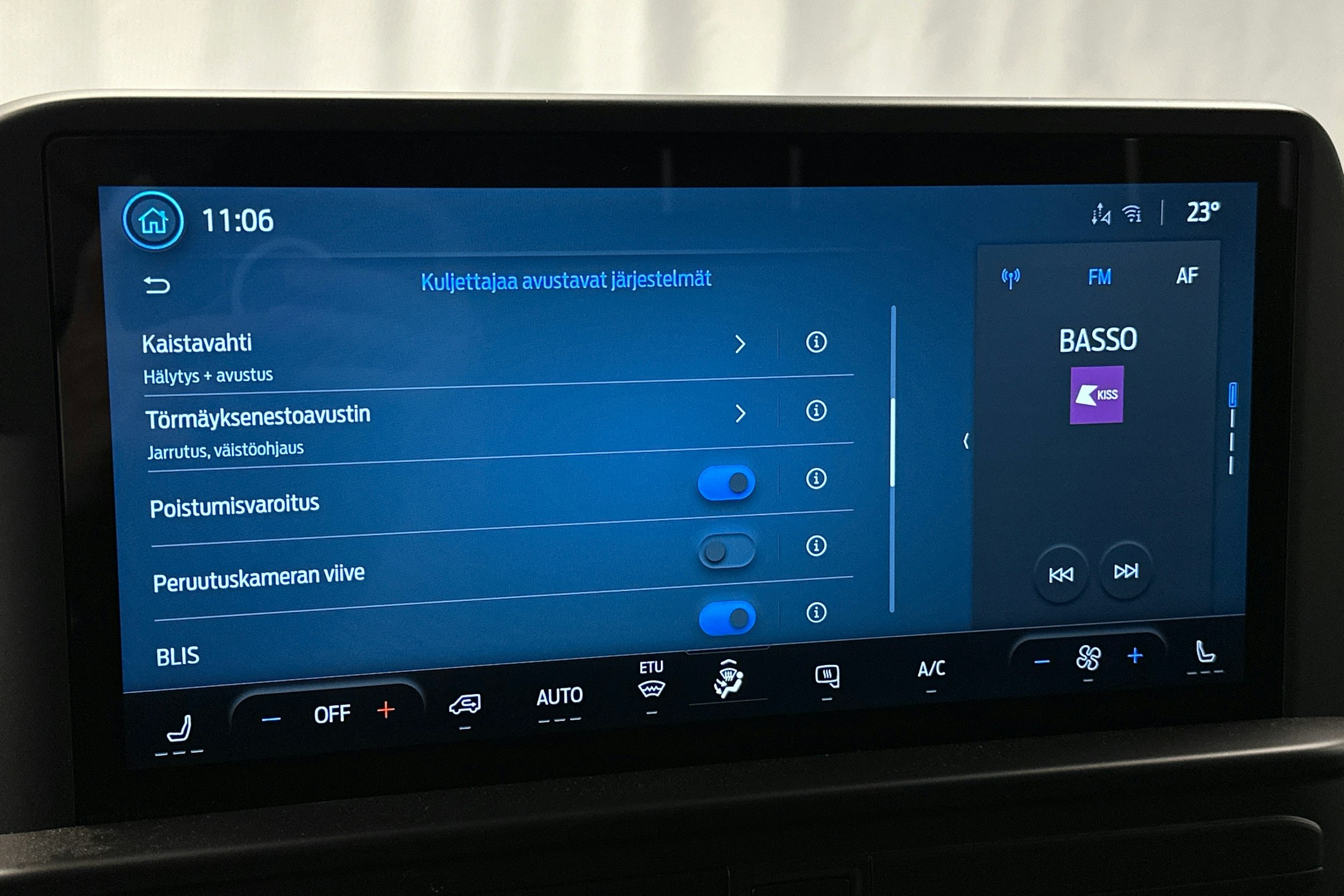valkoinen Ford Transit Custom 2025 kuva 24.