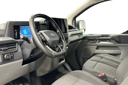valkoinen Ford Transit Custom 2025 kuva 6.