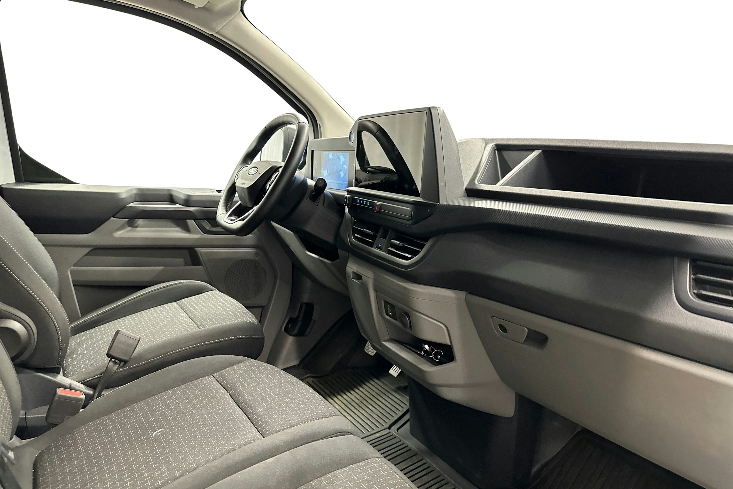 valkoinen Ford Transit Custom 2025 kuva 7.
