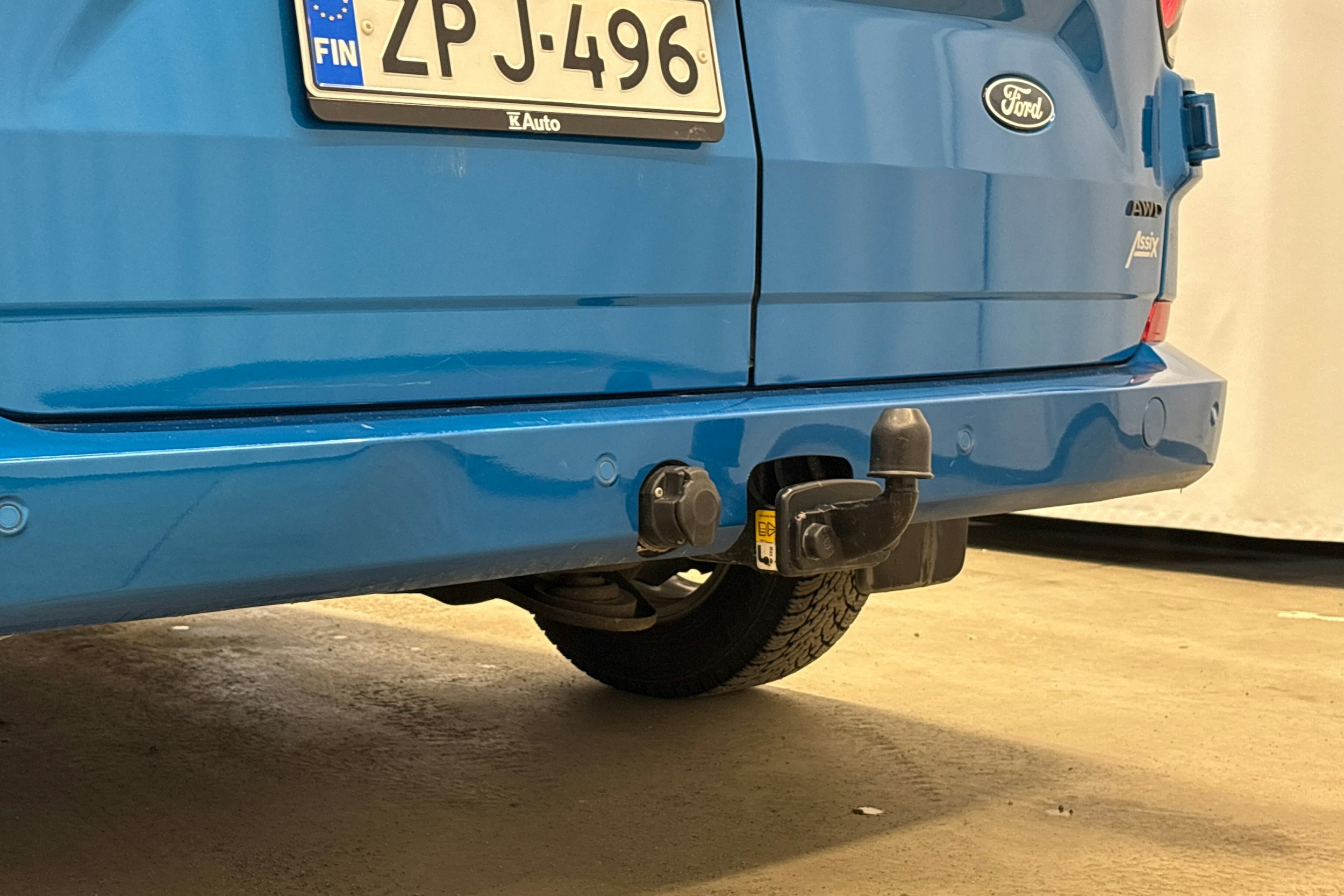 sininen Ford Transit Custom 2025 kuva 23.