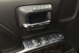 musta GMC Sierra 2015 kuva 22.