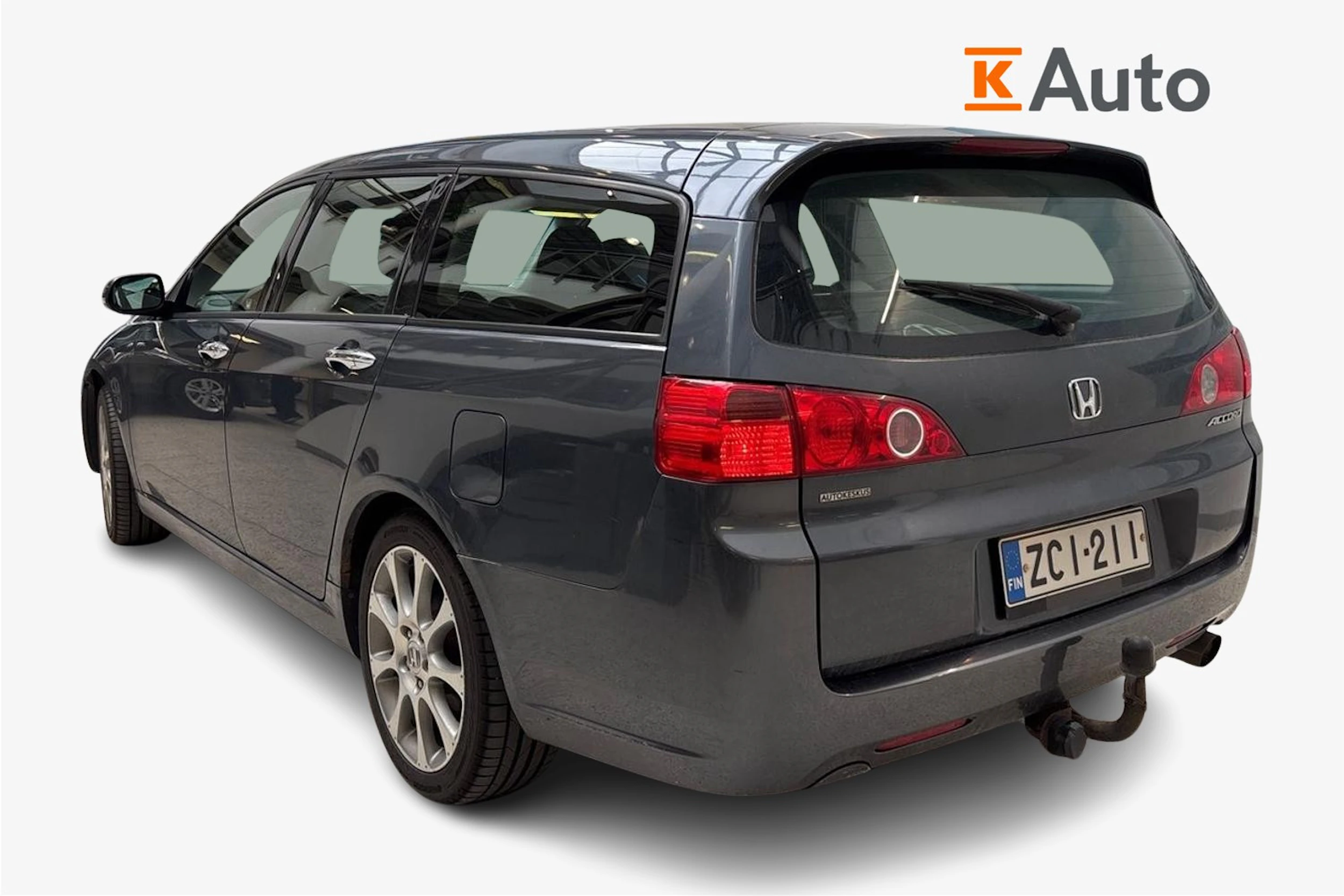 harmaa Honda Accord 2005 kuva 2.