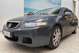harmaa Honda Accord 2005 kuva 18.