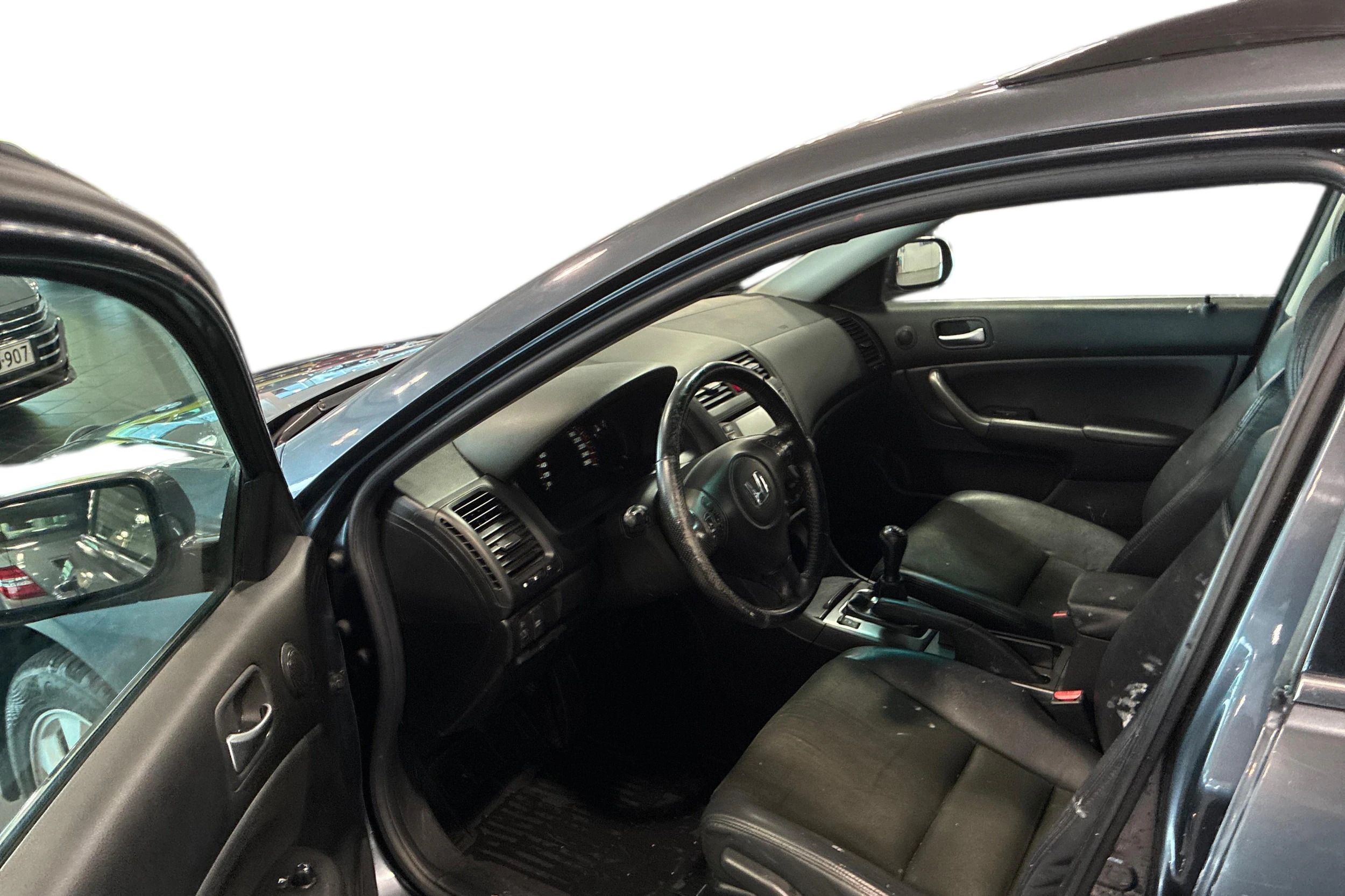 harmaa Honda Accord 2006 kuva 6.