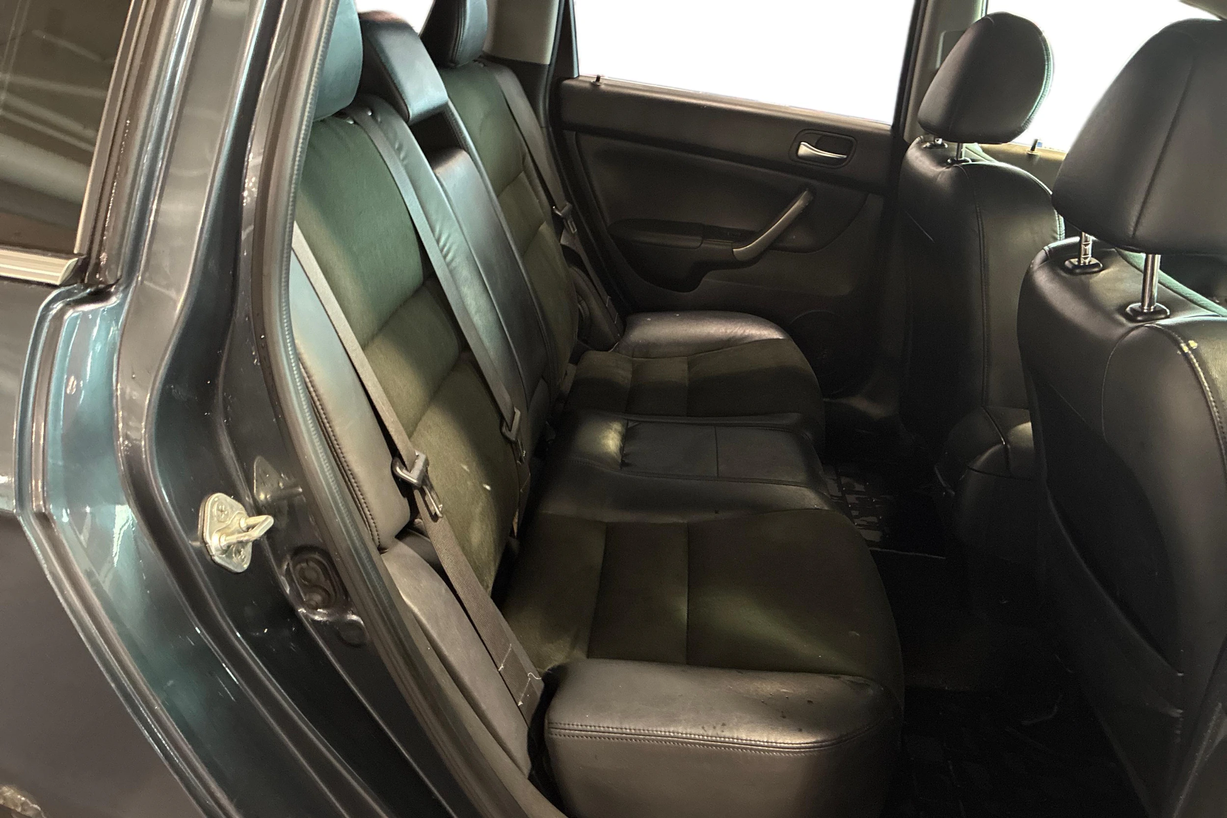harmaa Honda Accord 2006 kuva 8.