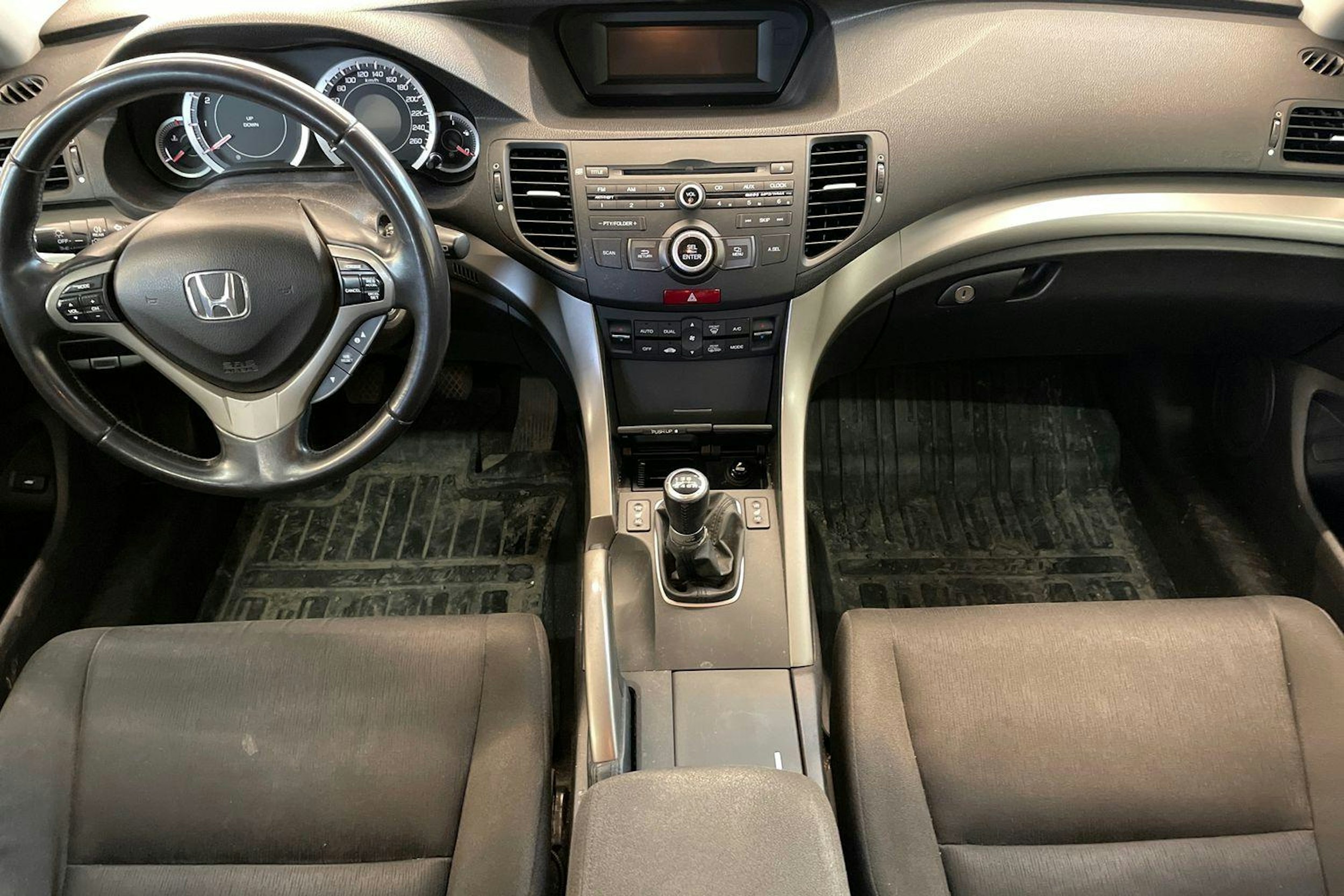 Musta Honda ACCORD 2008 kuva 7.