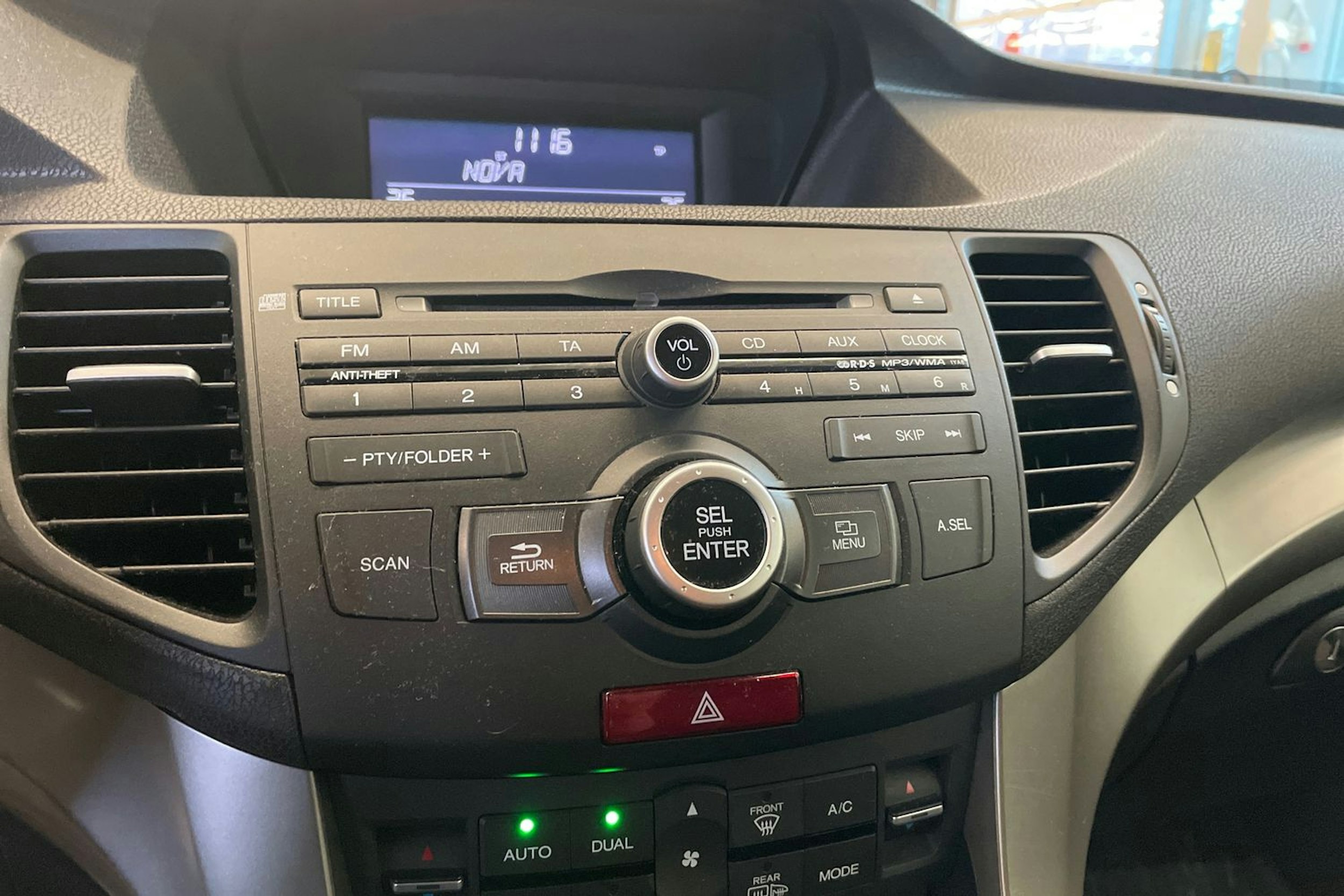 Musta Honda ACCORD 2008 kuva 17.