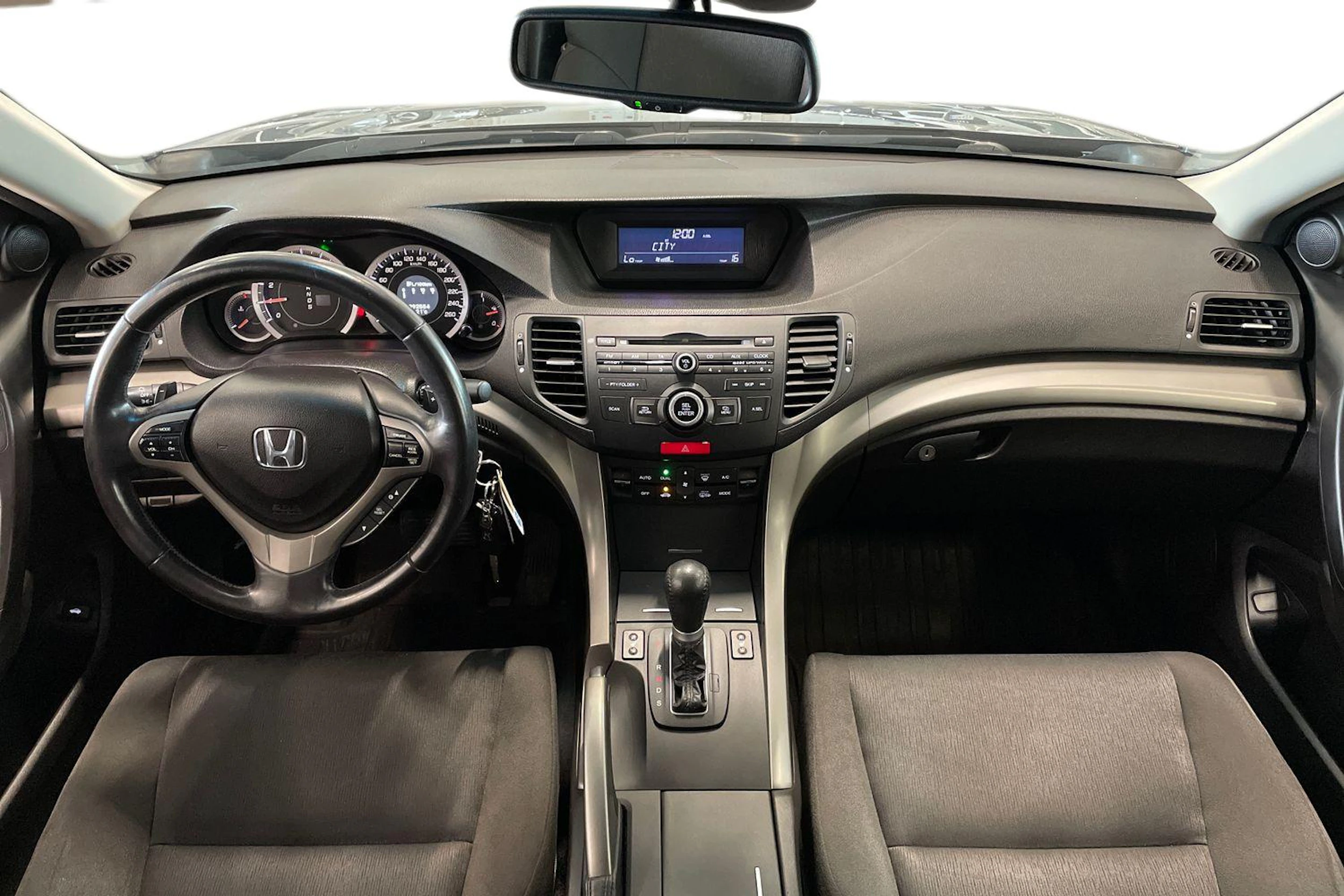 harmaa Honda Accord 2008 kuva 9.