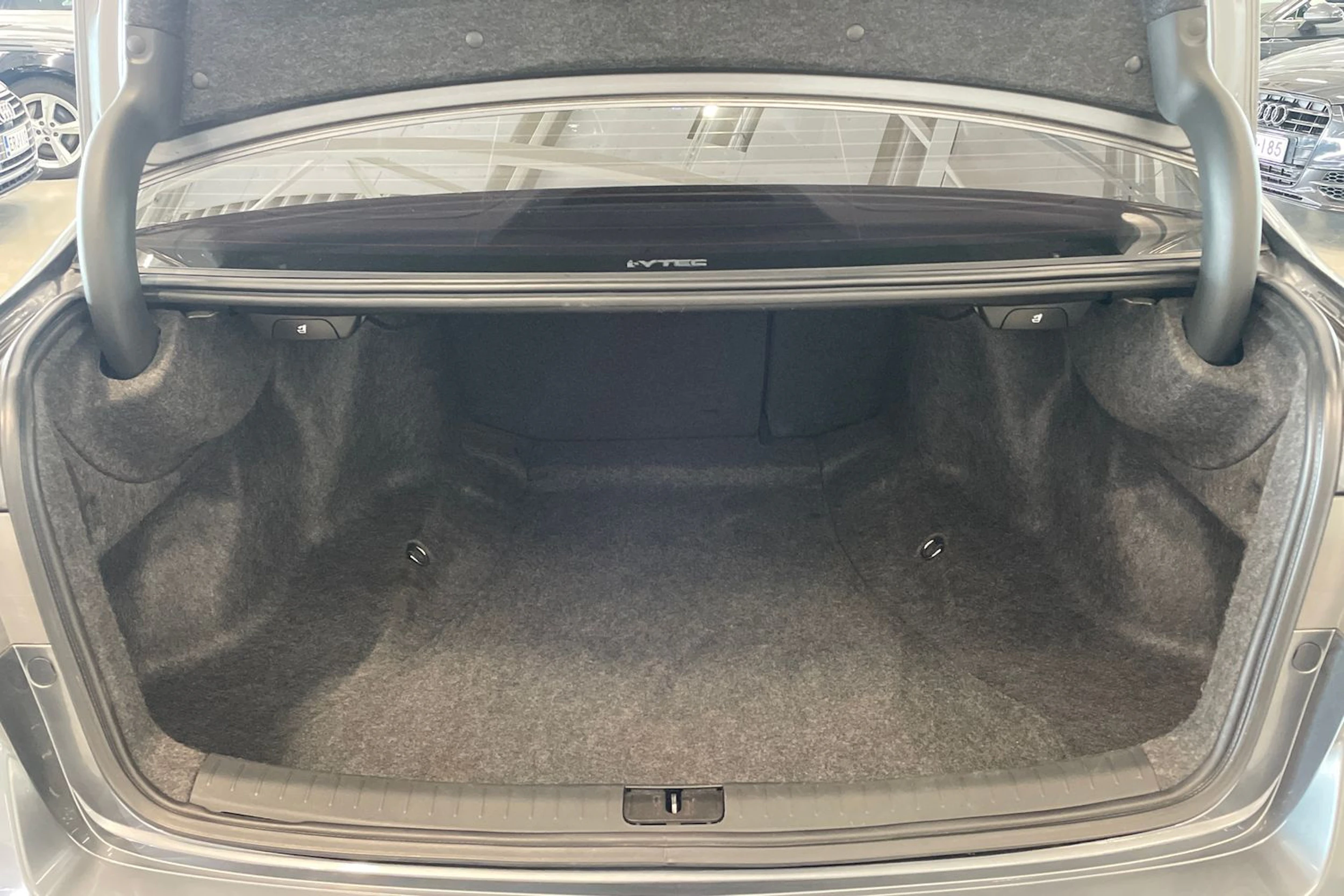 harmaa Honda Accord 2008 kuva 28.